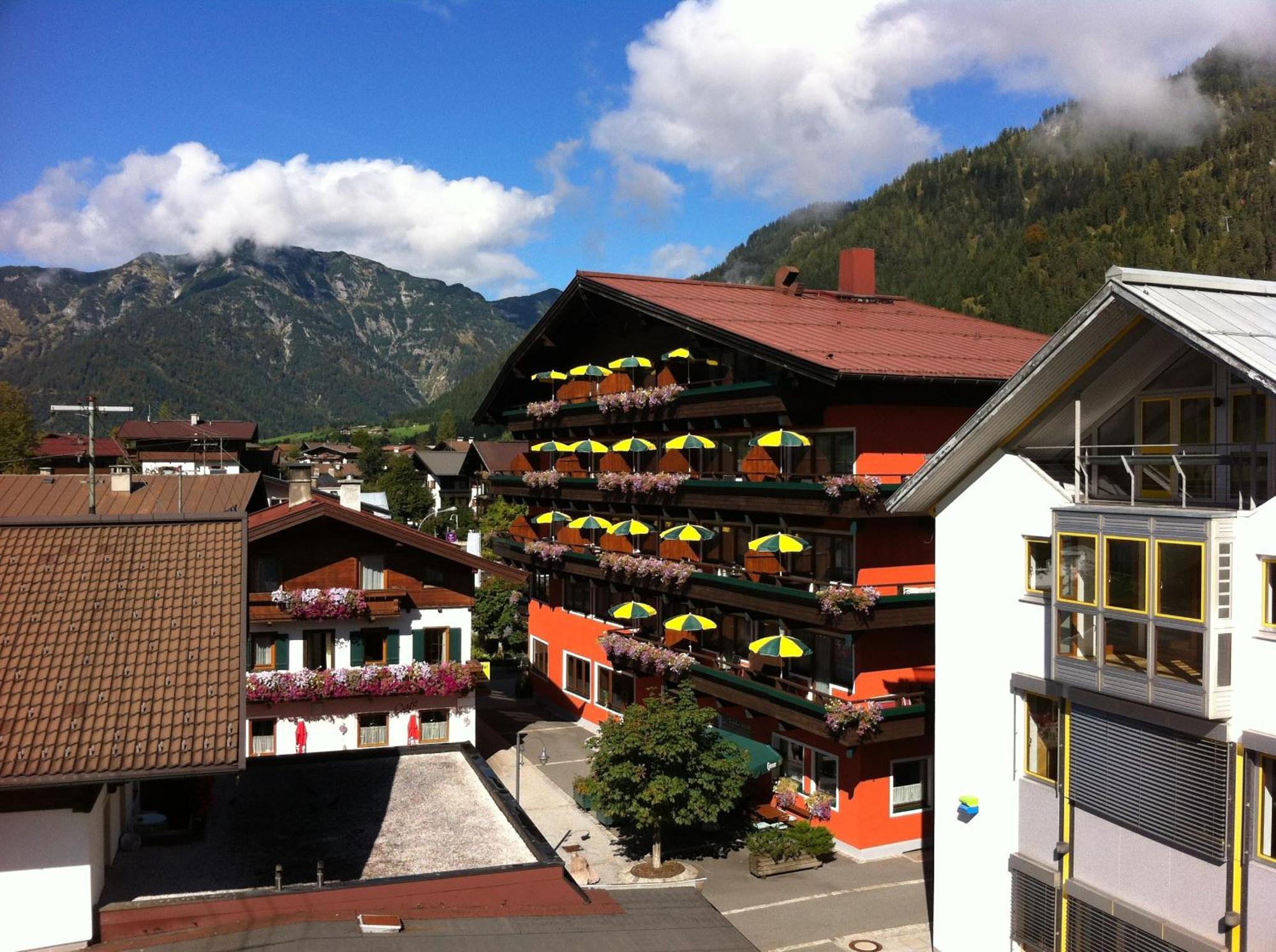 Hotel Tiroler Adler - Bed And Breakfast ويدرنغ المظهر الخارجي الصورة