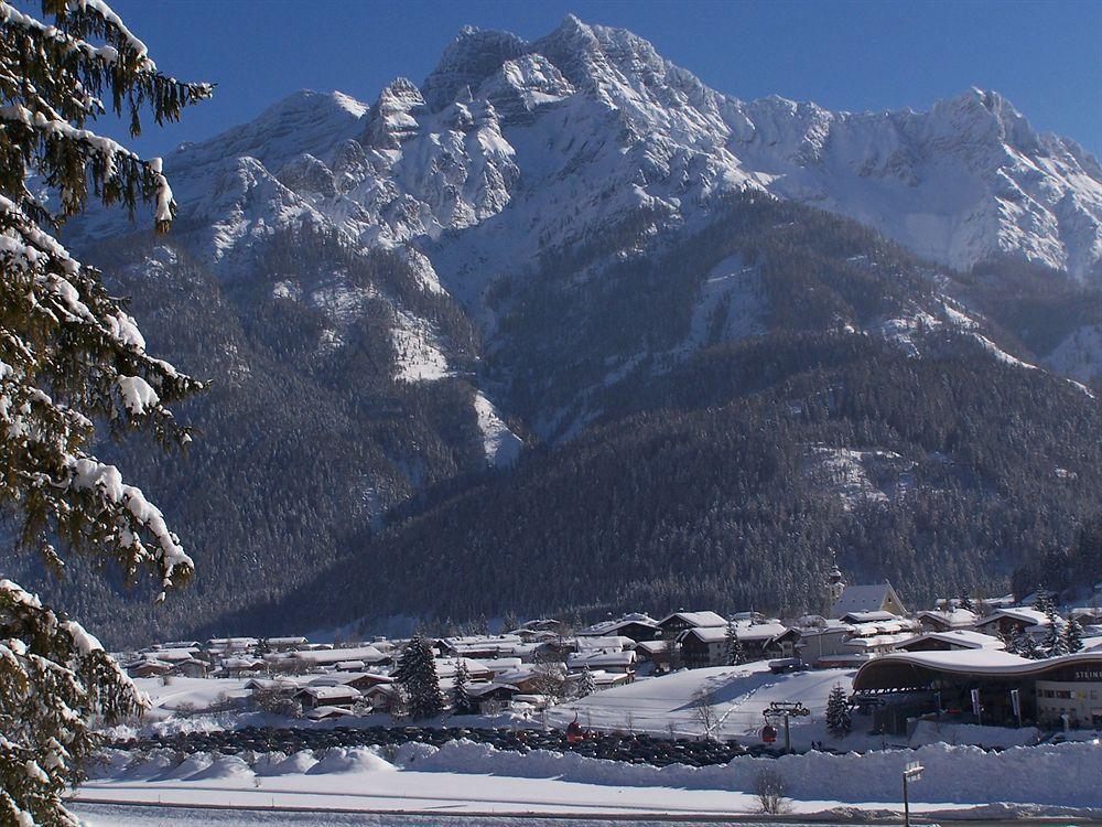 Hotel Tiroler Adler - Bed And Breakfast ويدرنغ المظهر الخارجي الصورة